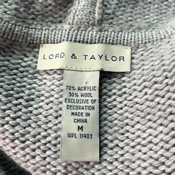 Lord & Taylor EC Vintage gray cable knit buttoned up vest hoodie. Size medium - Picture 2 of 7